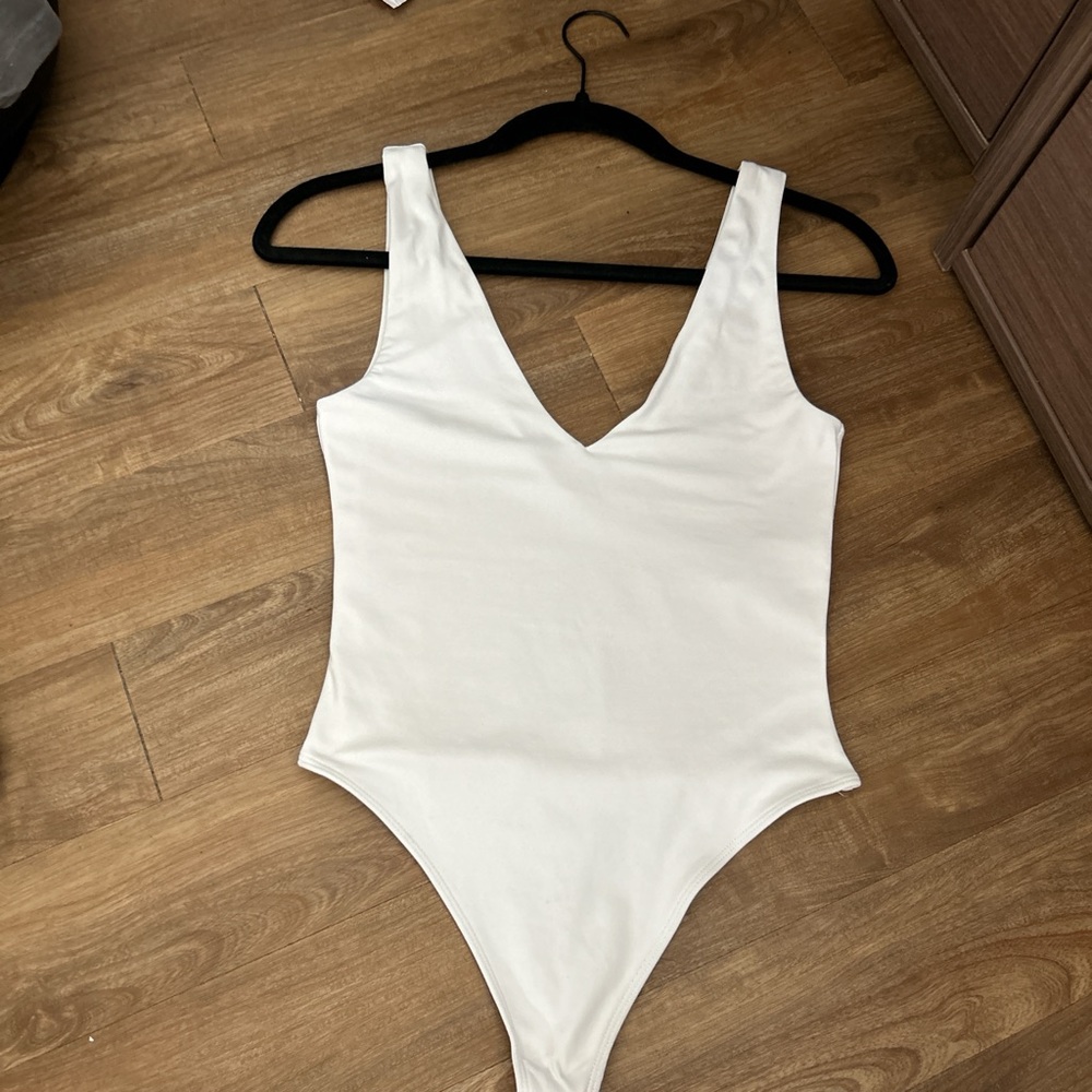 Aritzia white body suit!
